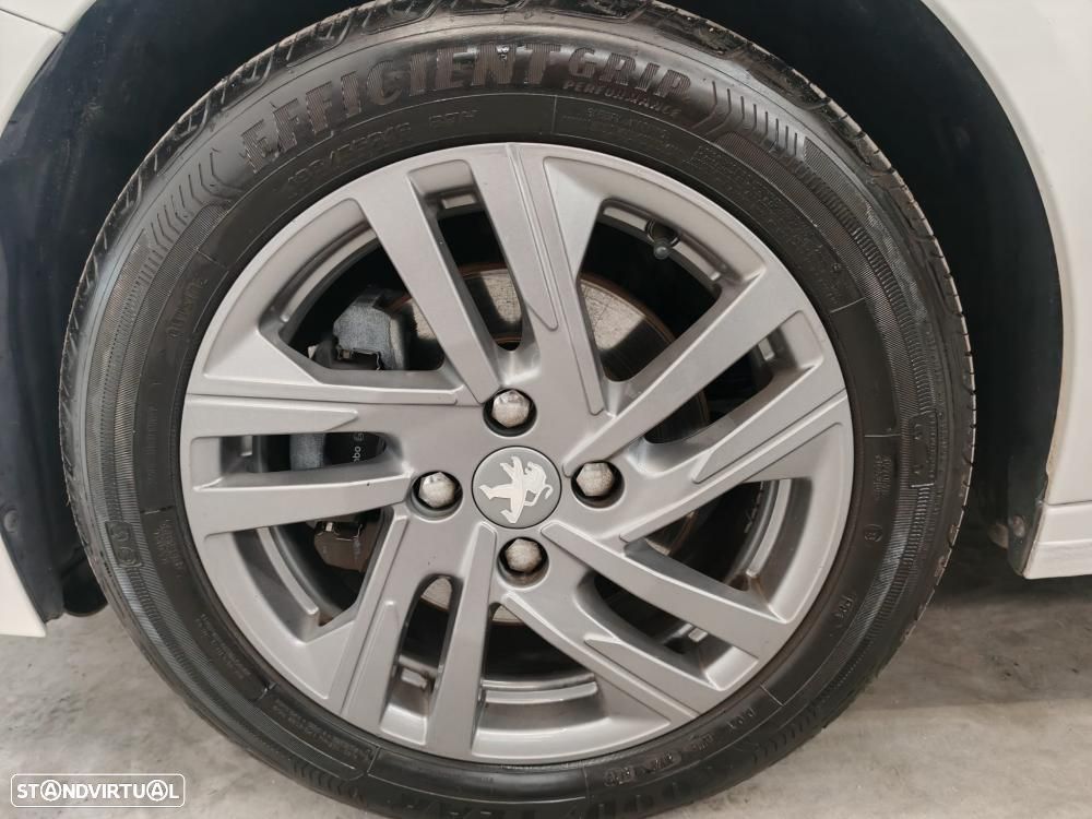 Peugeot 208 1.5 BlueHDi Active - 15