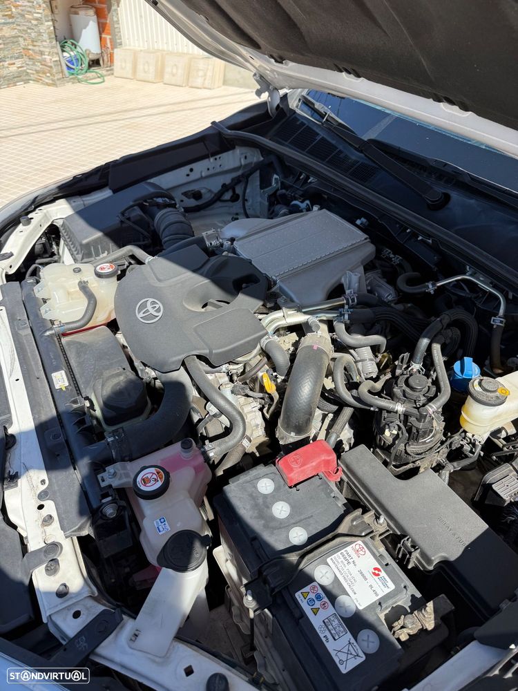 Toyota Hilux 2.4 D-4D 2WD CE CM - 19