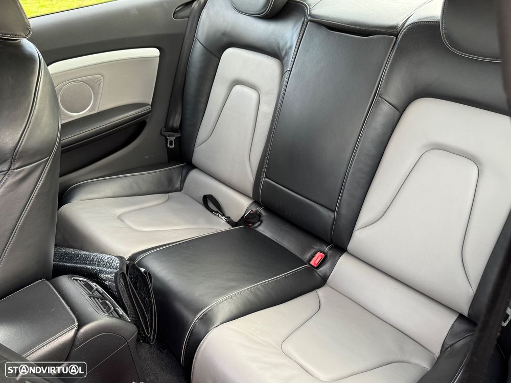 Audi A5 3.0 TDI V6 quattro S tronic C.Diesel S-line - 22