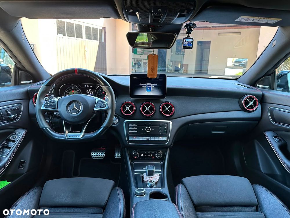 Mercedes-Benz CLA - 14
