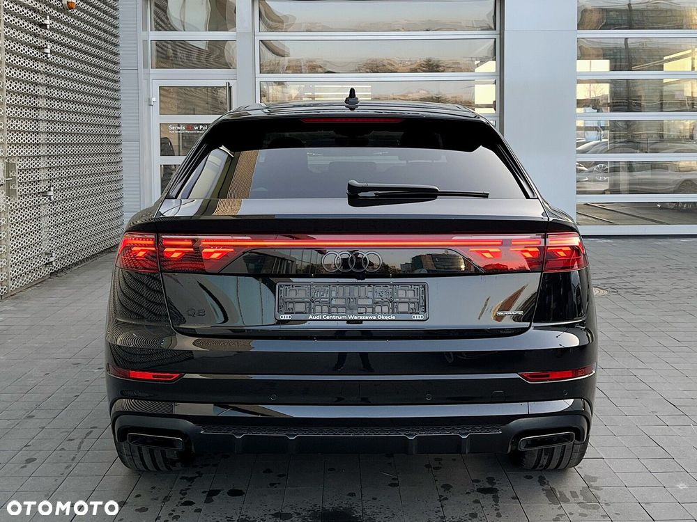 Audi Q8 - 12