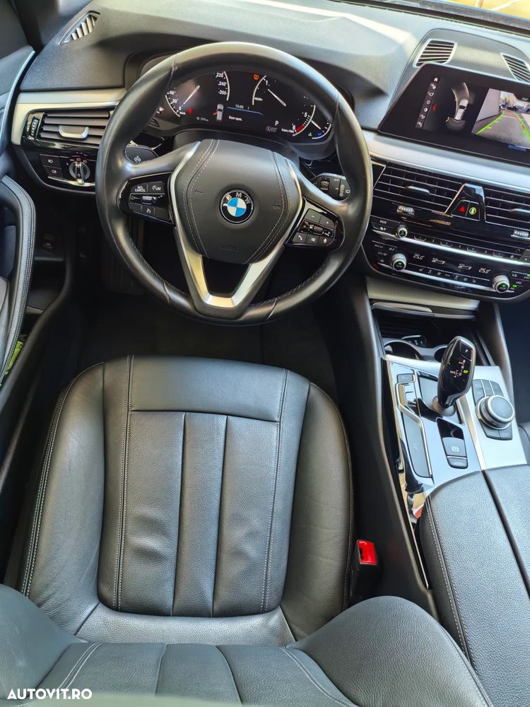 BMW Seria 5 520d xDrive AT MHEV - 15