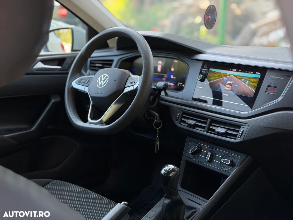 VOLKSWAGEN Polo 2025 — imagine 14