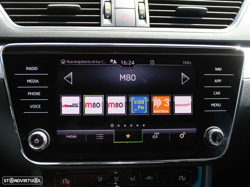 Skoda Superb Break 2.0 TDI Ambition DSG - 37