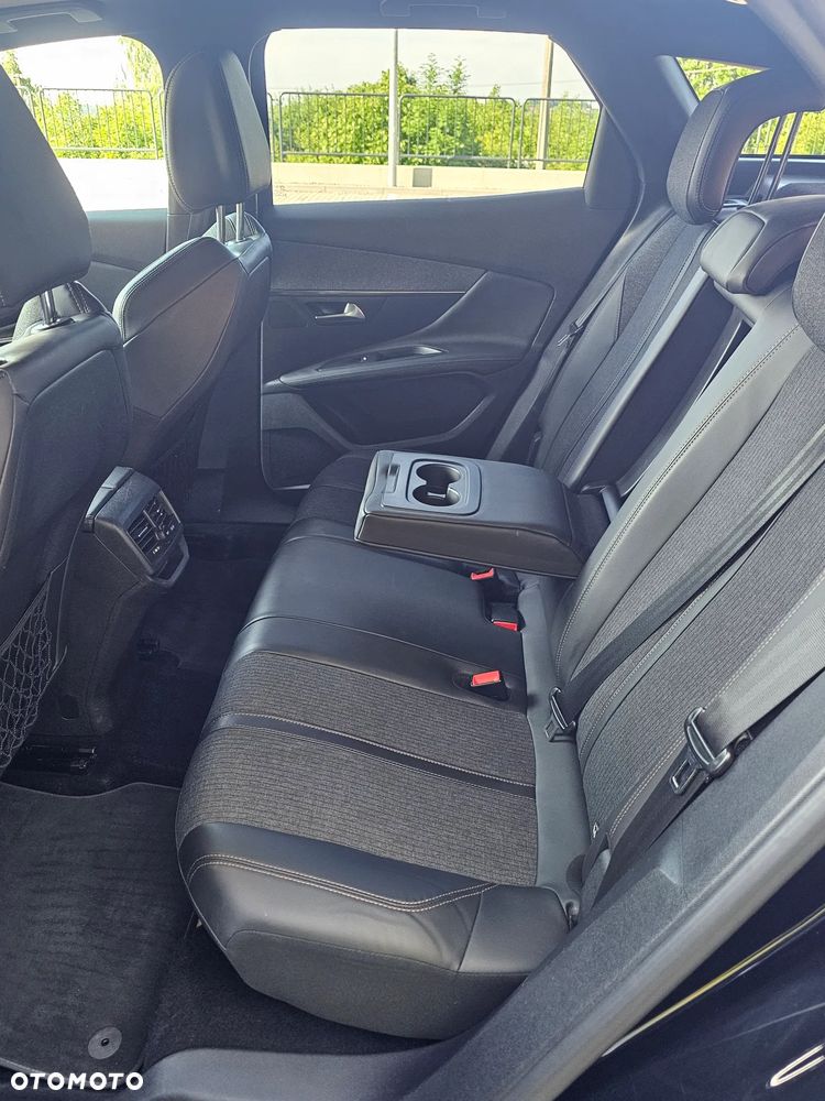 Peugeot 3008 - 9