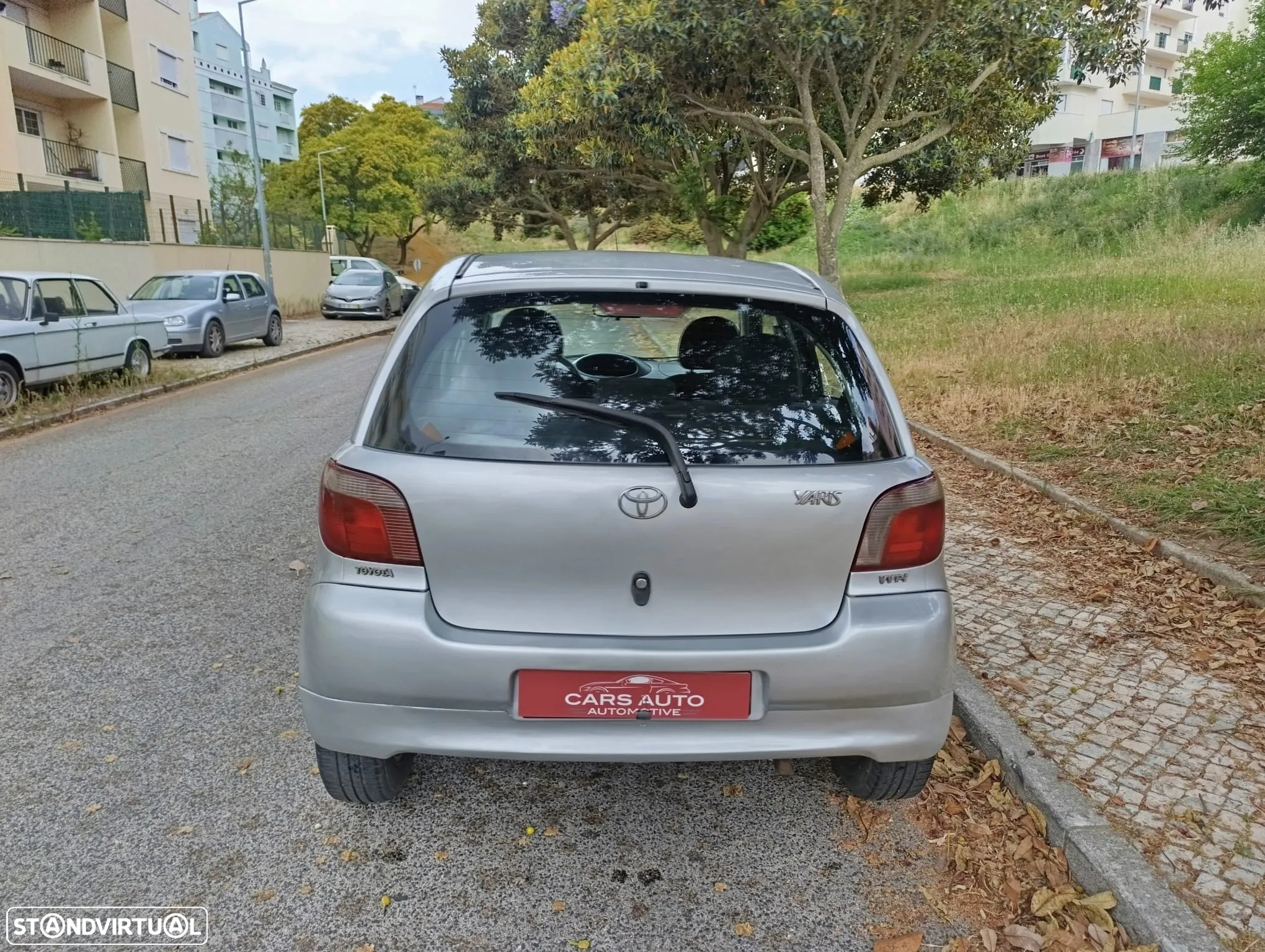 Toyota Yaris 1.0 Sol - 8