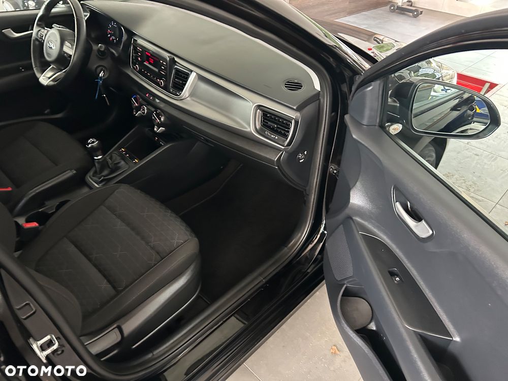 Kia Rio 1.2 L Business Line - 24