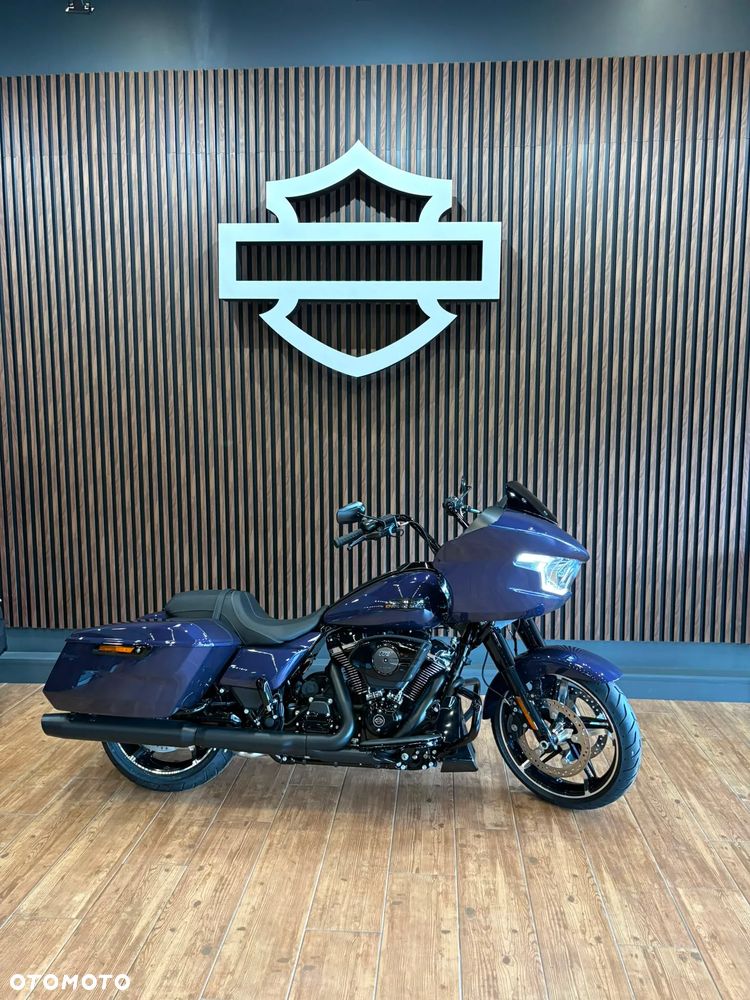 Harley-Davidson Touring Road Glide - 3