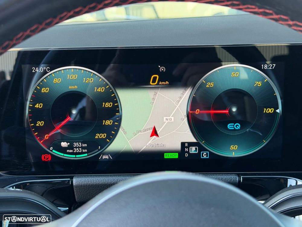 Mercedes-Benz EQA 300 4Matic - 23