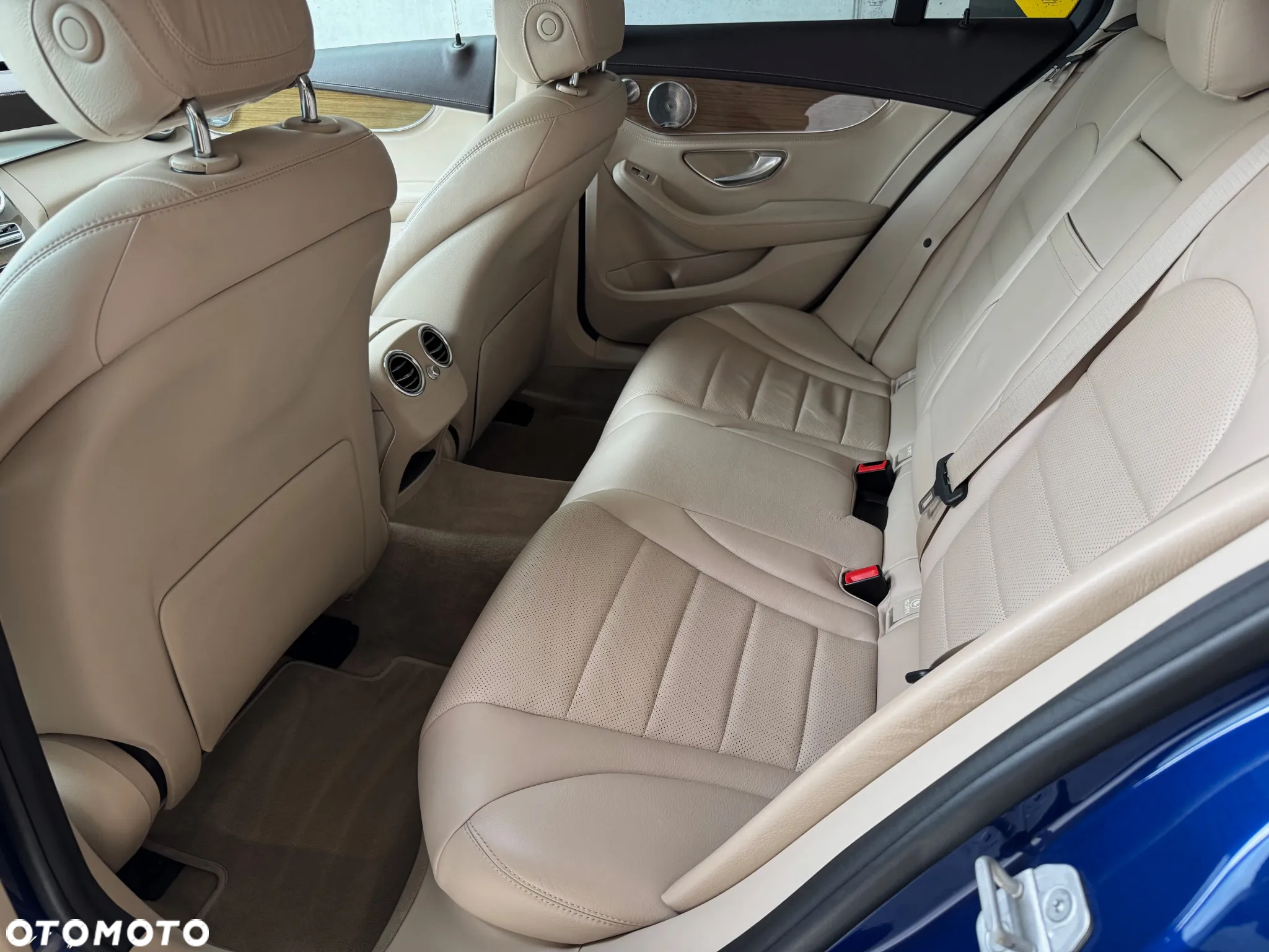 Mercedes-Benz Klasa C 250 7G-TRONIC - 18