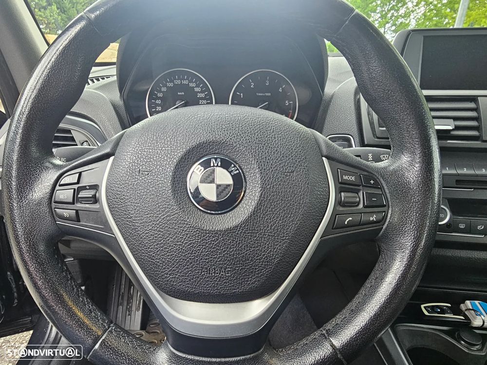 BMW 118 dA - 23
