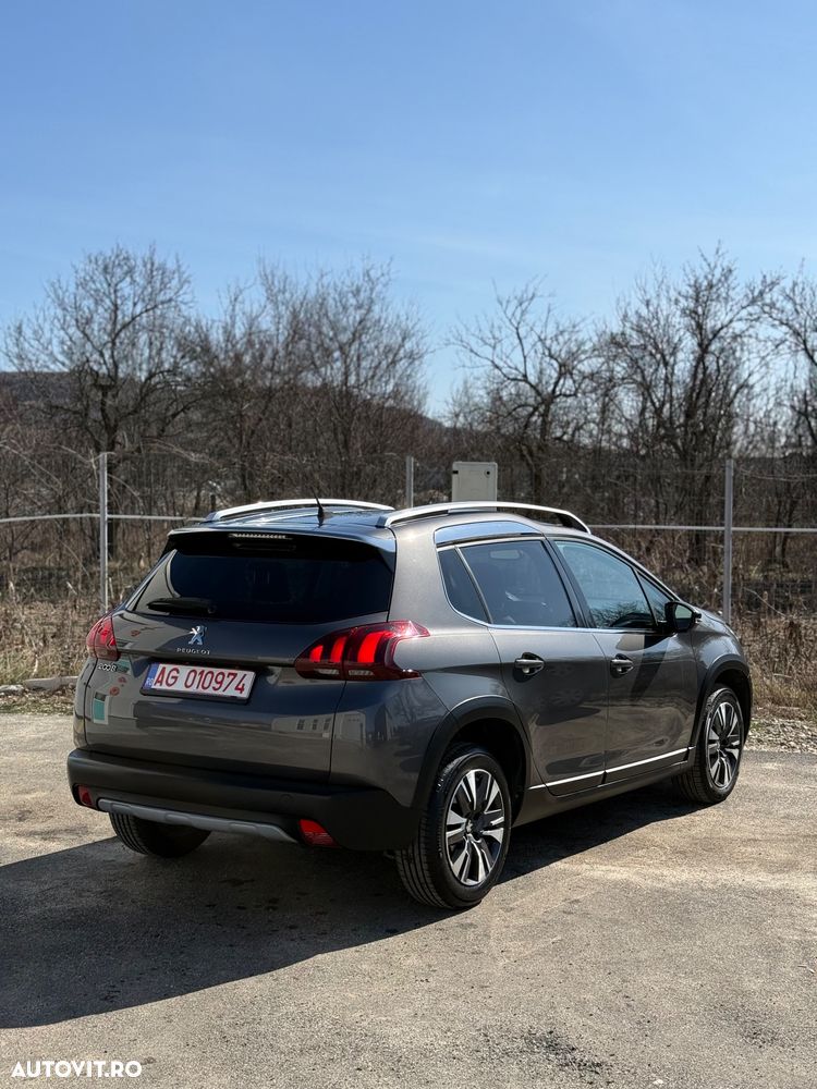 Peugeot 2008 BlueHDi FAP 120 STOP & START EAT6 Allure - 4