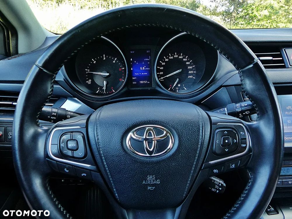 Toyota Avensis 2.0 D-4D Premium - 28