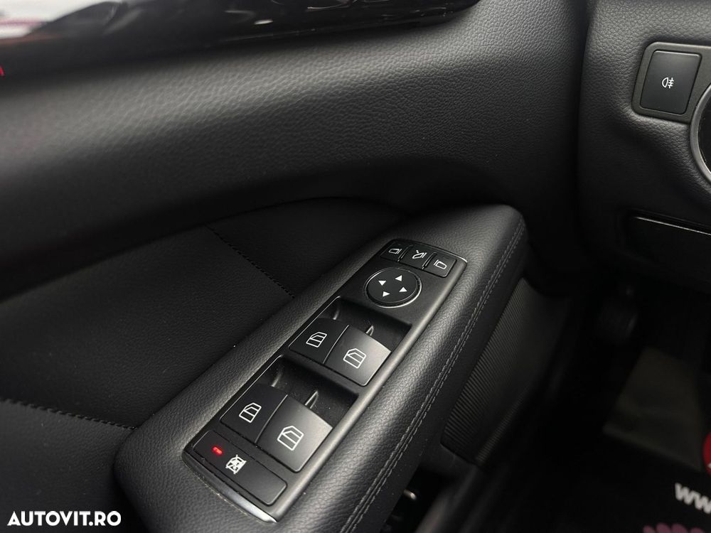Mercedes-Benz CLS - 24
