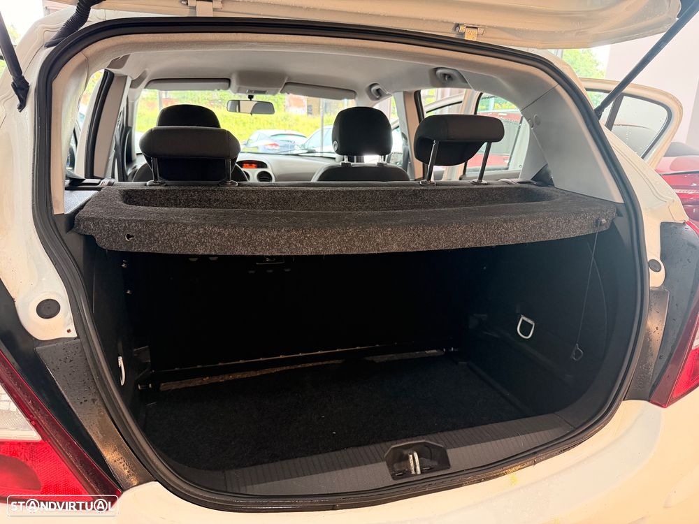 Opel Corsa 1.3 CDTi Enjoy - 10