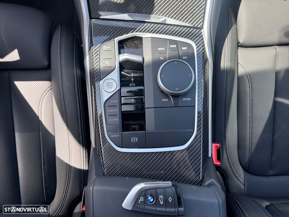 BMW 320 d Pack Desportivo M Pro Auto - 14