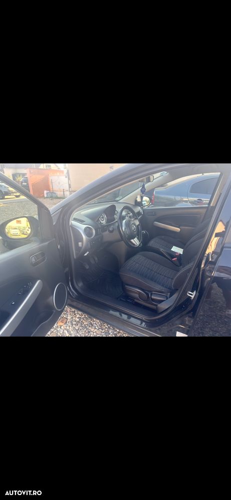 Mazda 2 1.3 Dynamic - 4