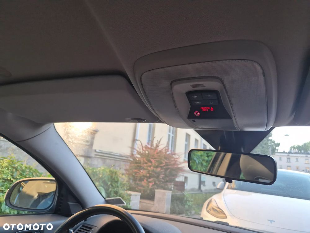 Volvo S40 D4 Momentum - 11