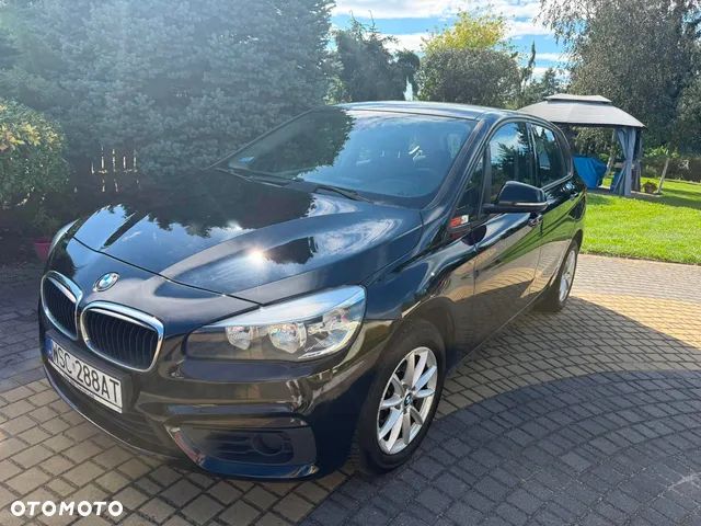 BMW Seria 2 216d - 5