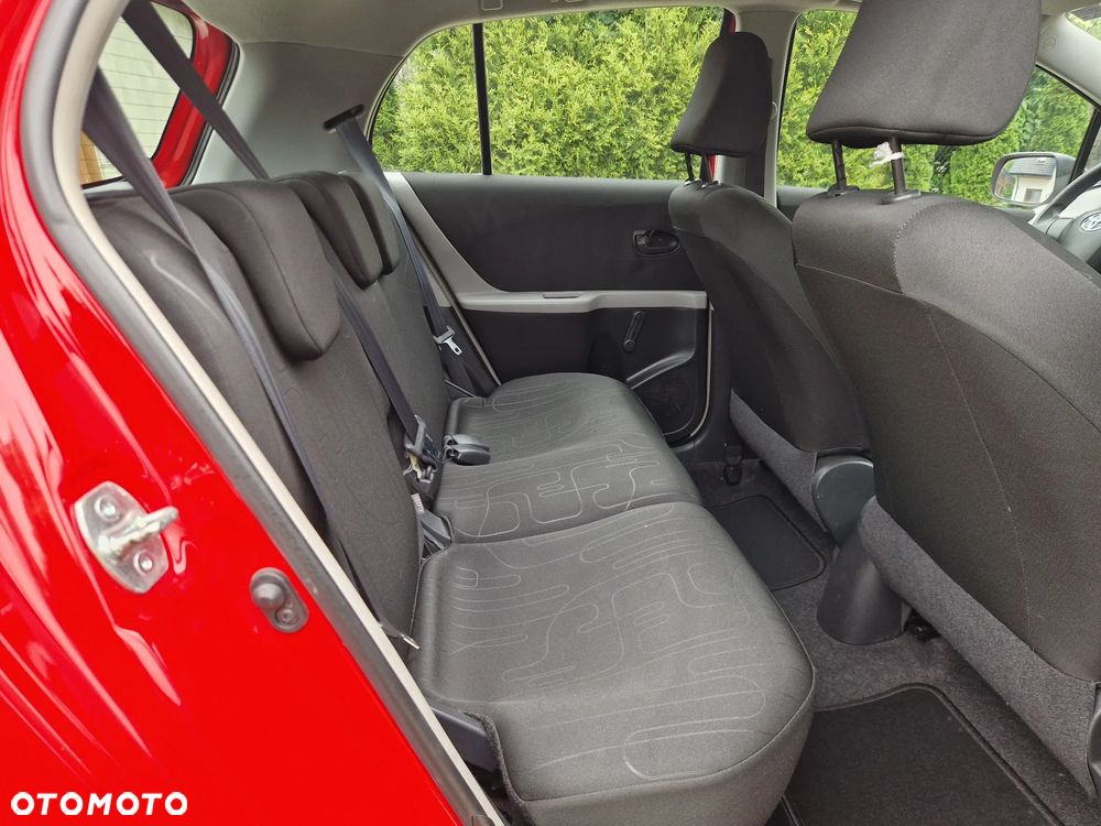 Toyota Yaris 1.33 VVT-i Cool - 37