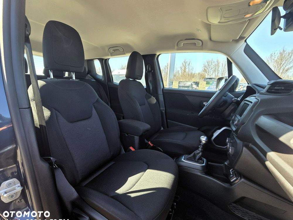 Jeep Renegade - 11