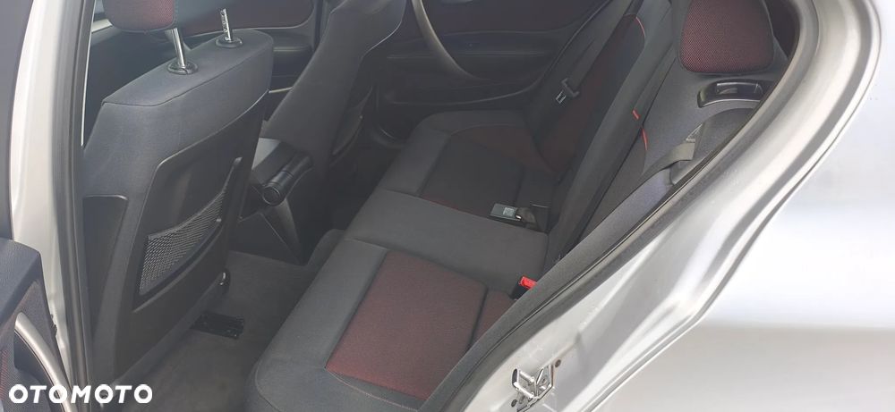 BMW Seria 1 116i - 13