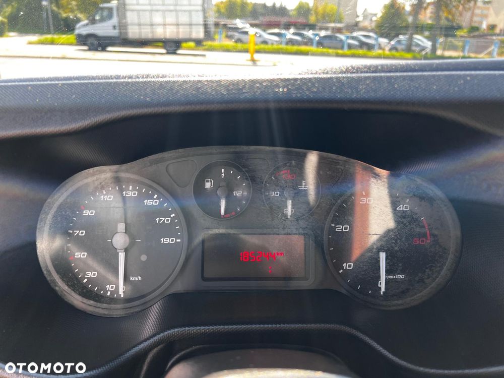 Iveco 35c14 Kontener+Winda - 18