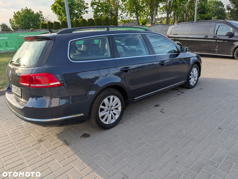 Volkswagen Passat 2.0 TDI Trendline - 2