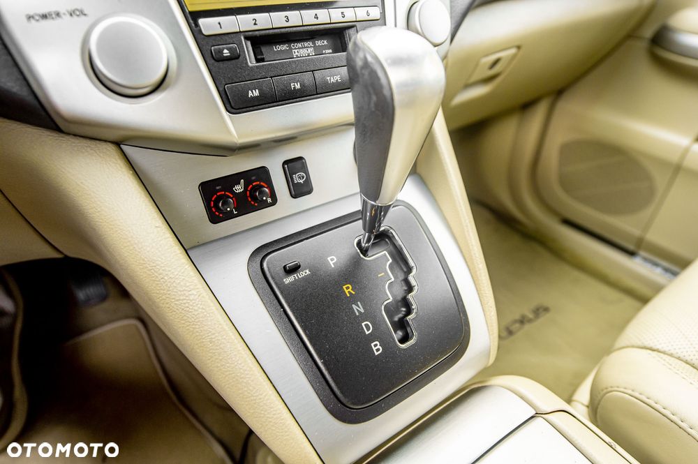 Lexus RX - 23