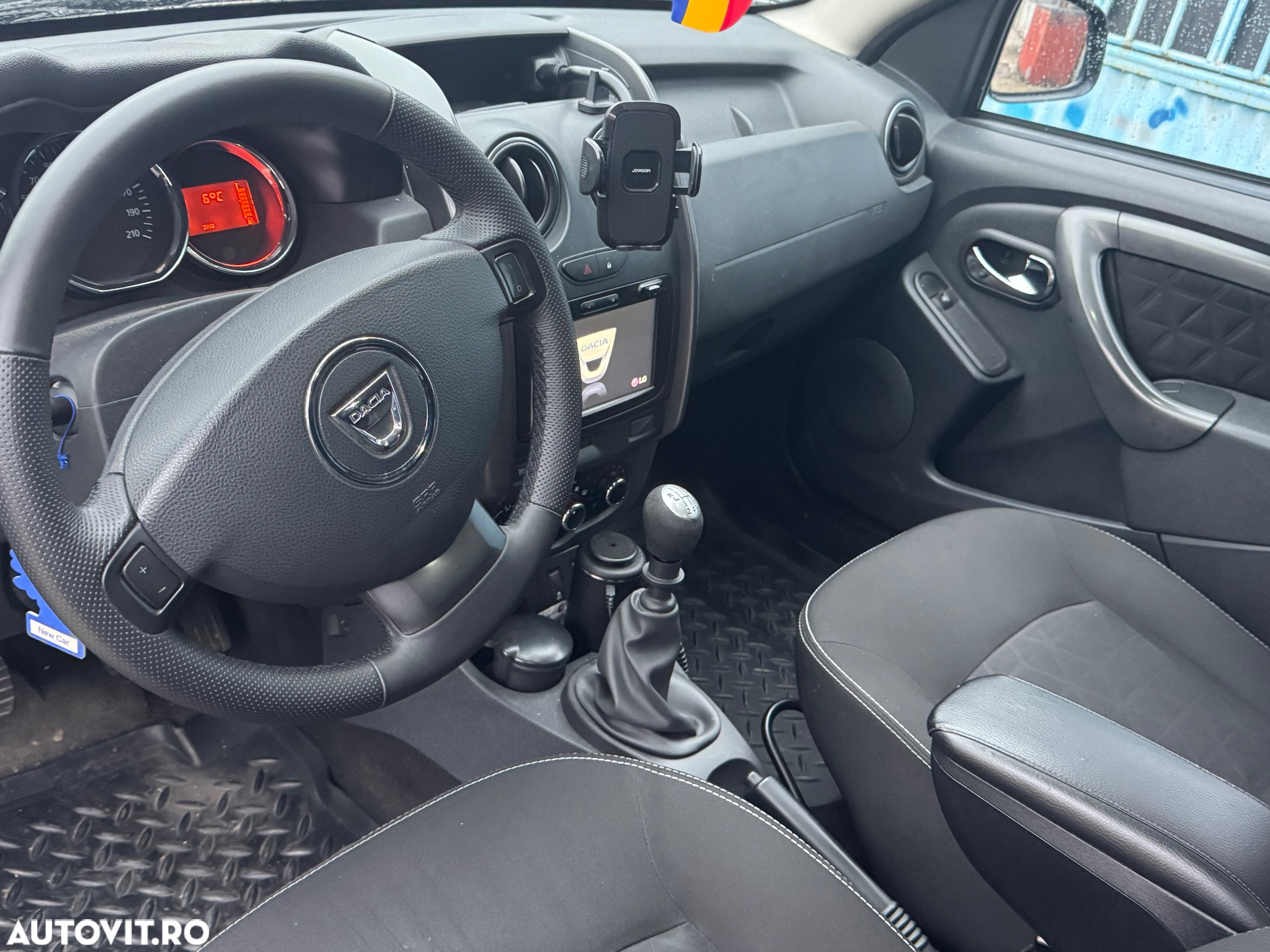 Dacia Duster 1.5 dCi 4x4 Laureate - 8