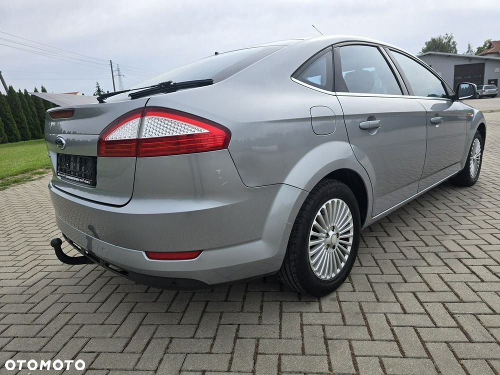 Ford Mondeo - 12