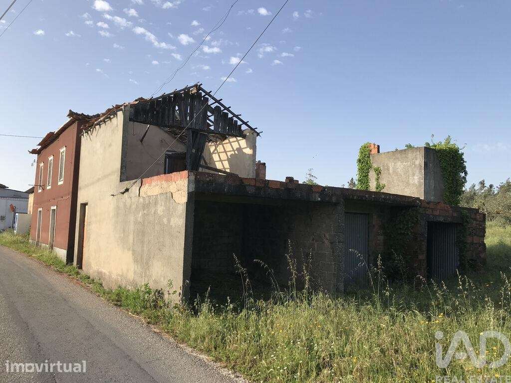 Casa de Campo T5 em Freixianda, Ribeira do Fárrio e Formigais - Grande imagem: 3/40