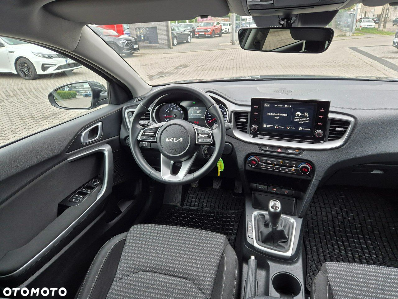 Kia XCeed - 18