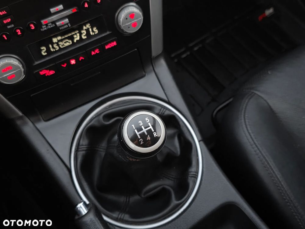 Subaru Legacy - 23