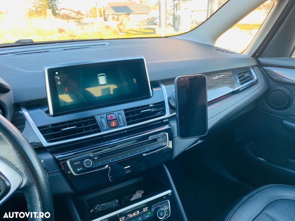 BMW Seria 2 218d Luxury Line - 6