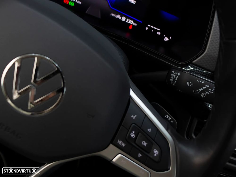 VW T-Cross 1.0 TSI Urban DSG - 26