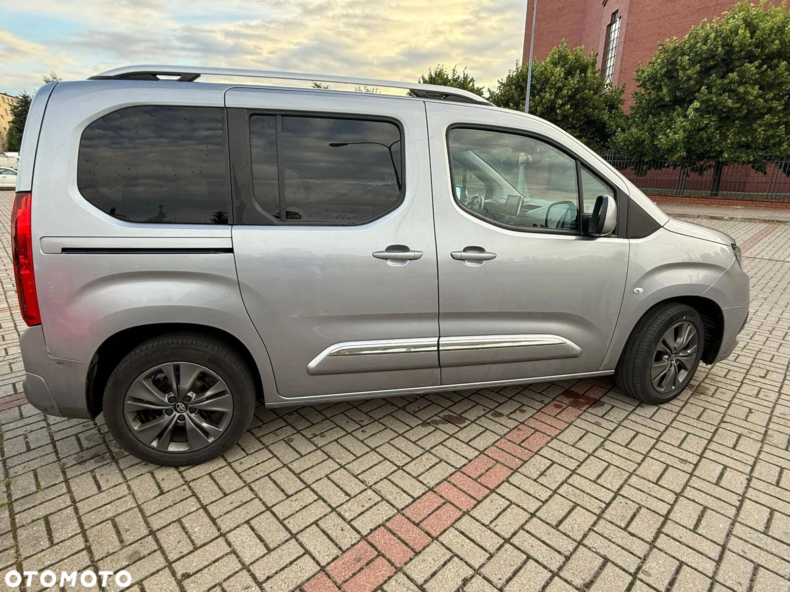 Toyota Proace City Verso 1.5 D-4D Business - 7