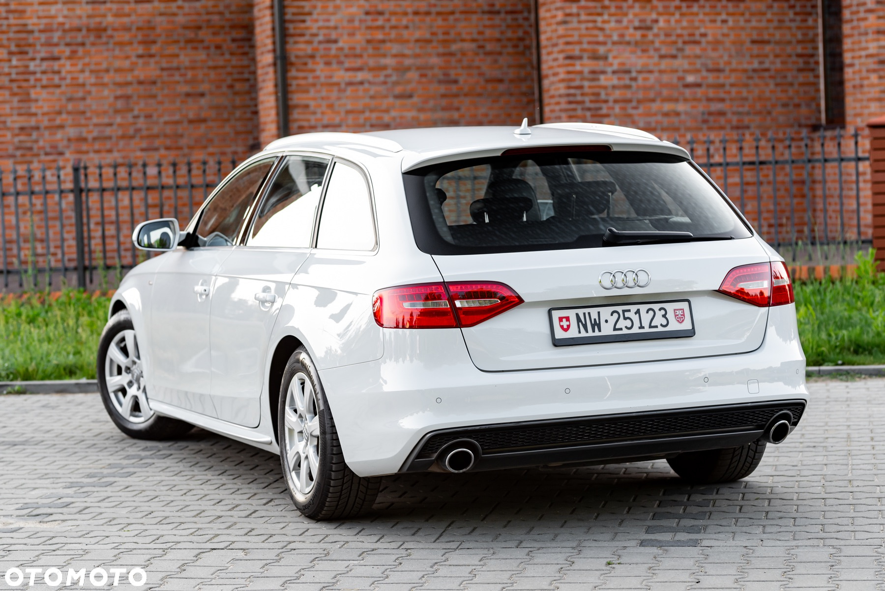 Audi A4 Avant 2.0 TFSI quattro S tronic S line Sportpaket - 15