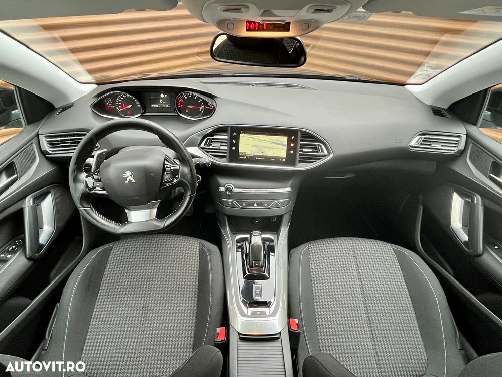 Peugeot 308 SW PureTech 130 GPF EAT8 Stop & Start Active Business-Paket - 16