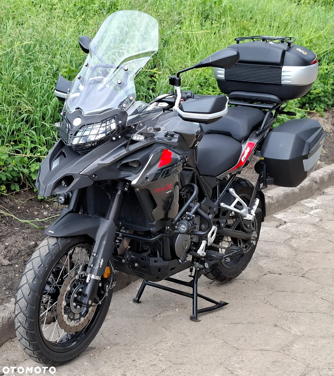 Benelli TRK 502X - 11