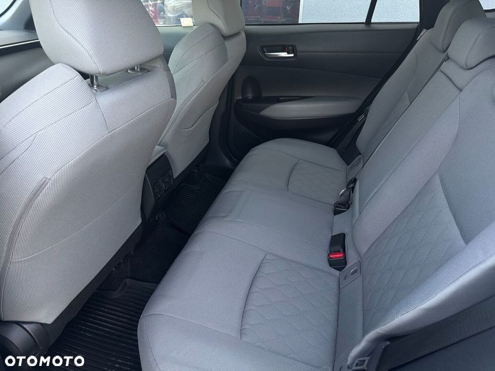 Toyota Corolla Cross - 16