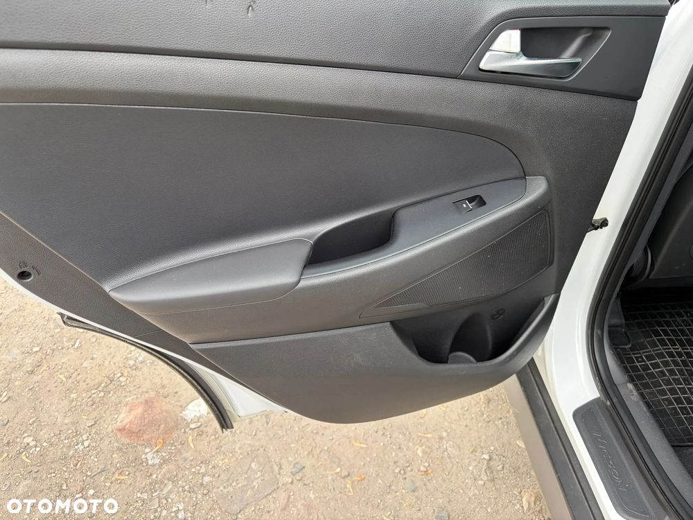 Hyundai Tucson blue 1.6 CRDi 2WD Style - 28