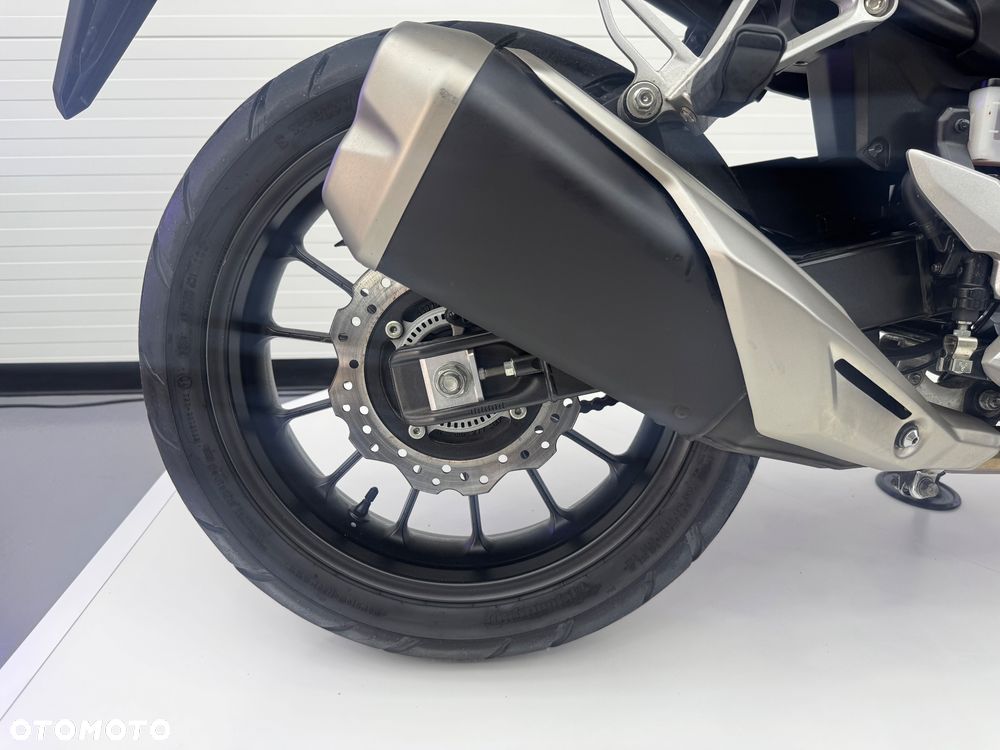 Honda CB - 32