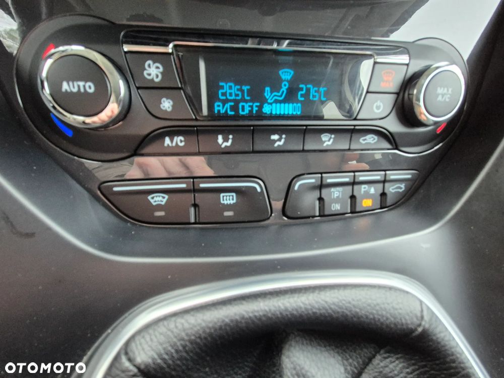 Ford Kuga 2.0 TDCi 4x4 Titanium - 9