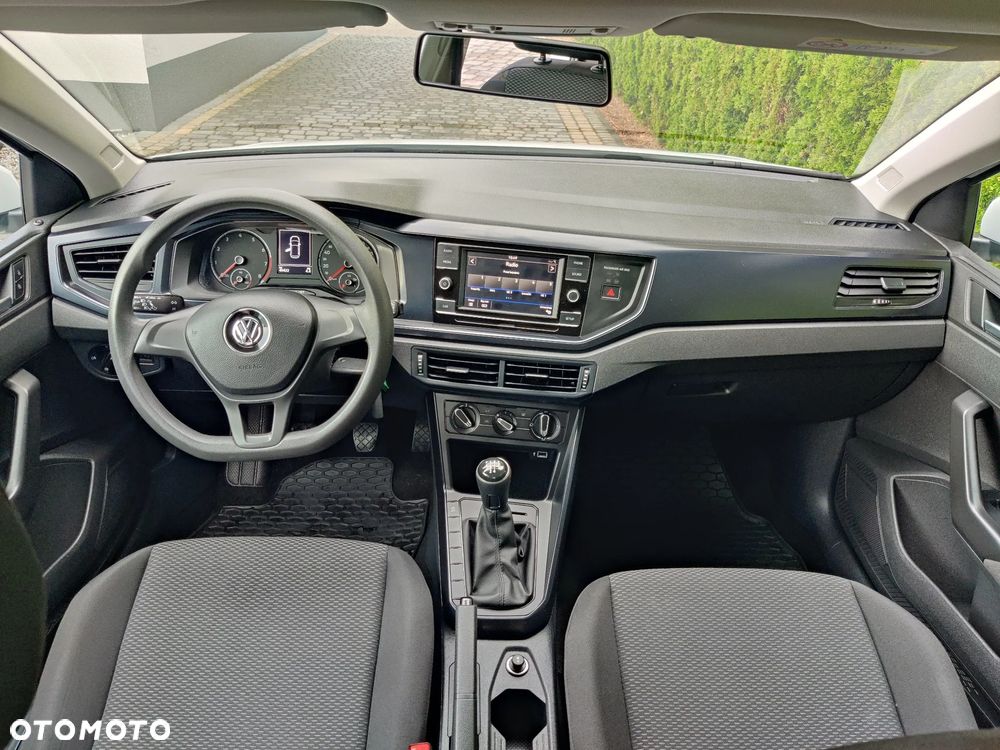 Volkswagen Polo - 23
