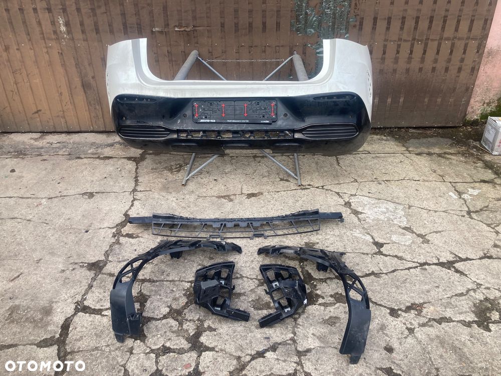 MERCEDES EQE AMG 53 W295 ZDERZAK TYŁ TYLNY