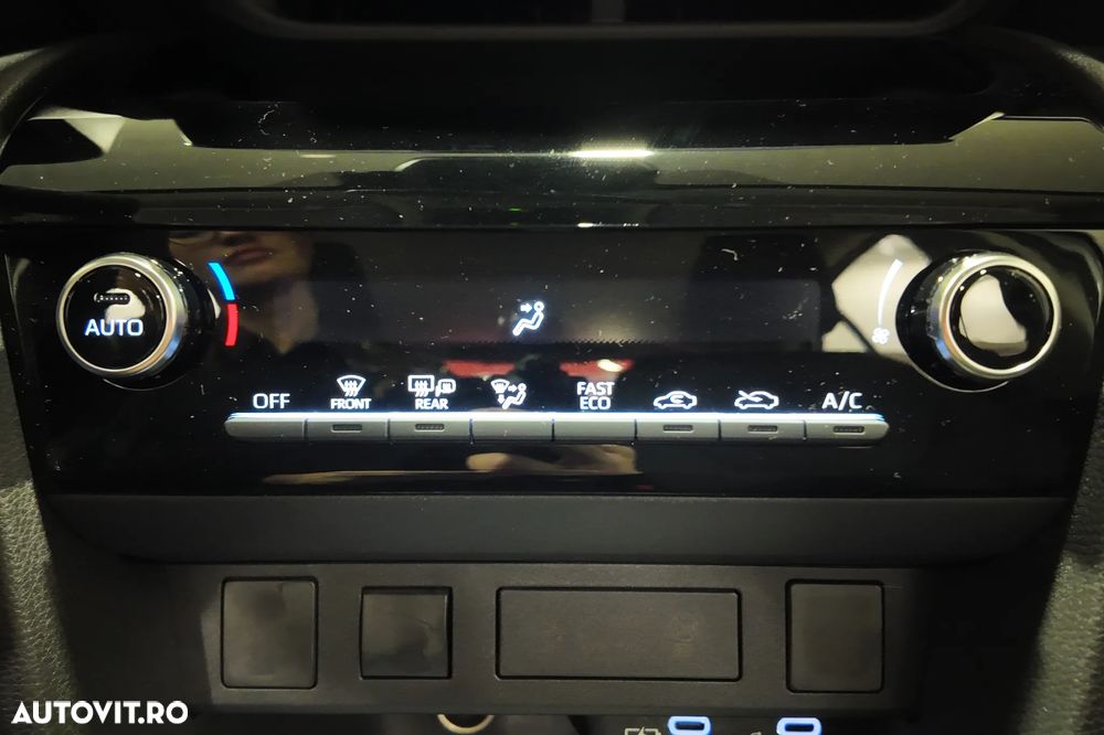 Toyota Yaris Cross 1.5 VVT-i HSD 4x2 Active - 25