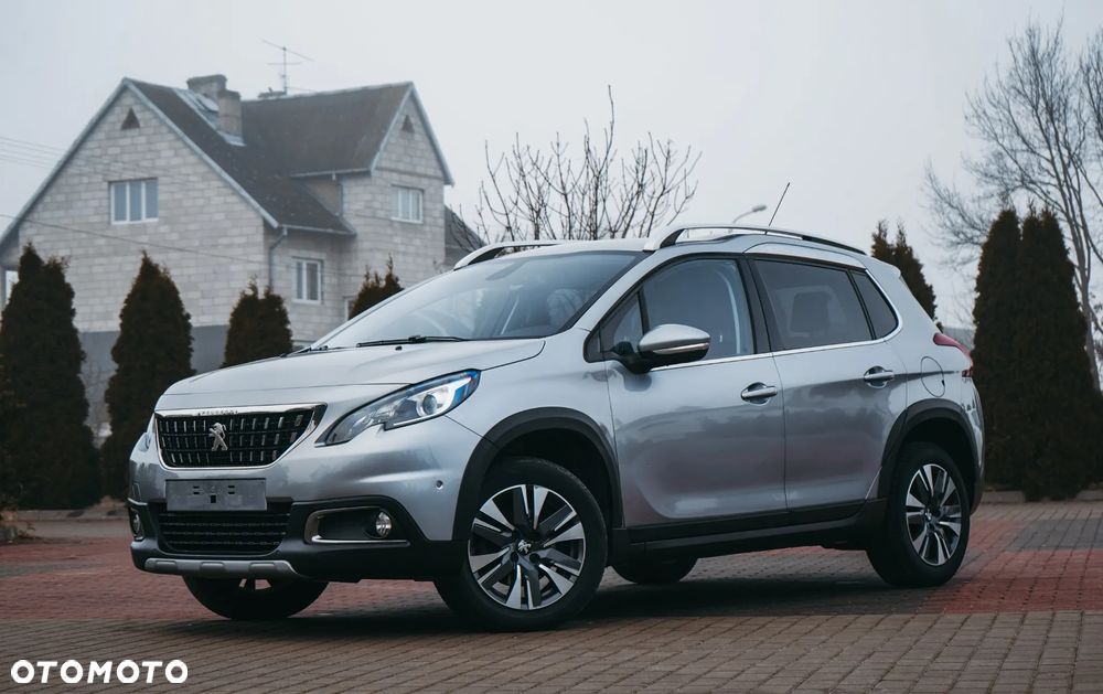 Peugeot 2008 PureTech 110 GPF Stop&Start EAT6 Allure - 3