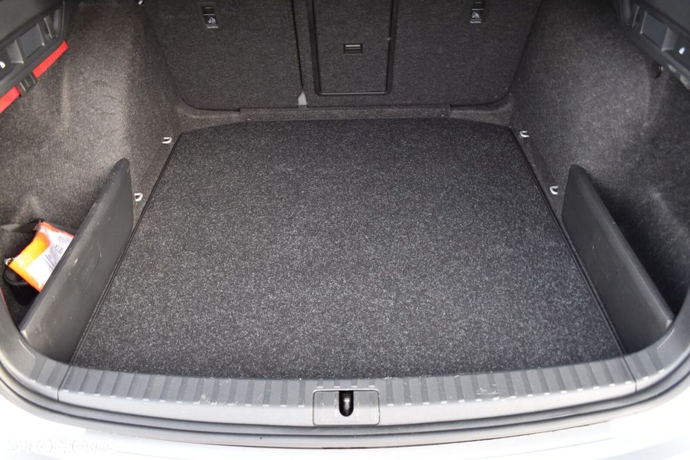 Skoda Octavia 2.0 TDI Style DSG - 38