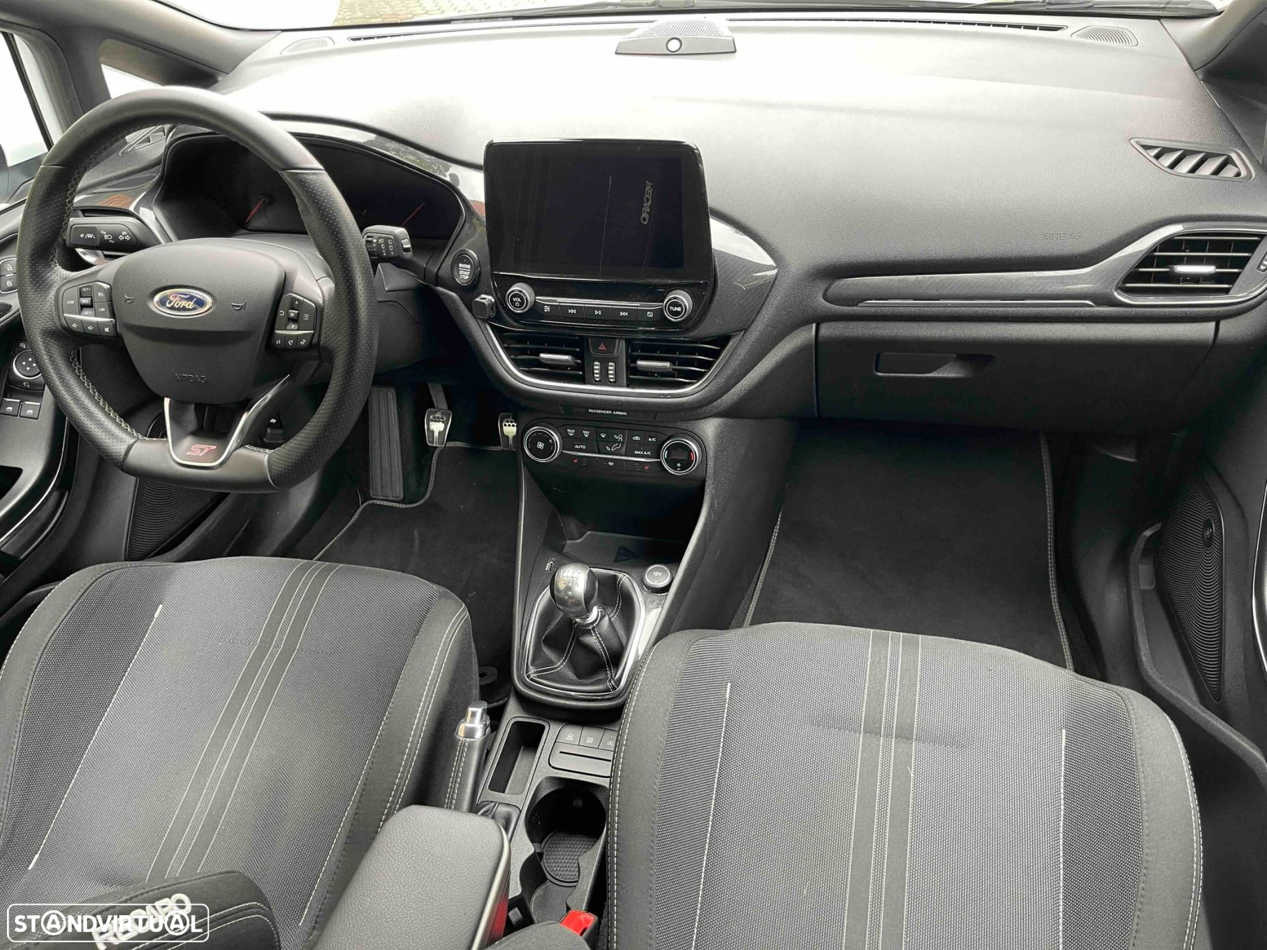 Ford Fiesta 1.5 EcoBoost S&S ST X - 30